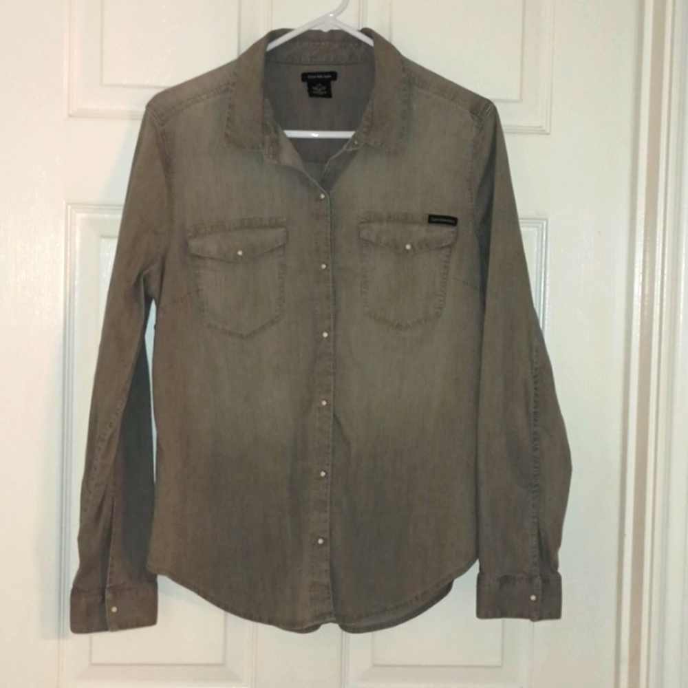 Calvin Klein Long Sleeve Gray  Shirt L/G
